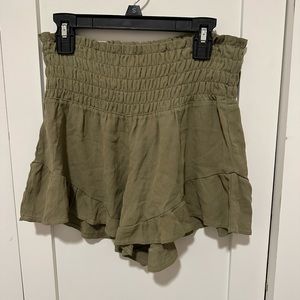 Andy green flowy shorts